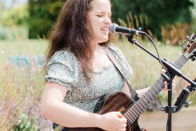 Jade Thornton Music Wedding Entertainers for Hire Profile 1