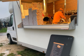 Antica Woodfired Pizza  Hire an Outdoor Caterer Profile 1