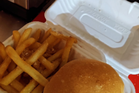 The Screamin' Chef Halal Catering Profile 1