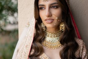 Makeup by Kashni undefined Profile 1