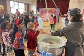 Oliver's Pizzas and Co. Candy Floss Machine Hire Profile 1
