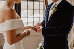 Nicola Kelleher Celebrant Wedding Celebrant Hire Profile 1