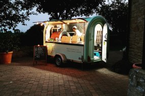 Garlic and Thyme Pizza Van Hire Profile 1
