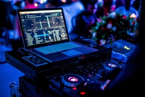 Funky Discos & Karaoke DJs Profile 1