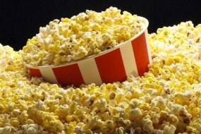 Gourmet caramelised popcorn
