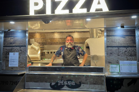 Stephen’s Wood Fired Pizza Pizza Van Hire Profile 1