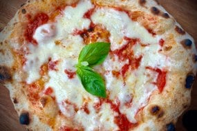 Hello Gorgeous Events Co Pizza Van Hire Profile 1