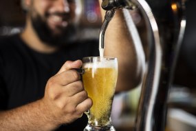 No Frills Joe Brewing Company Mobile Craft Beer Bar Hire Profile 1
