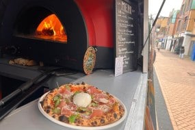 La Farina Santa Street Food Vans Profile 1