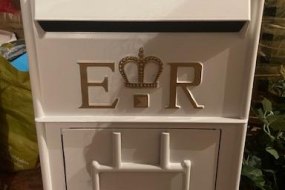 Melanie Elizabeth Wedding Post Boxes Profile 1