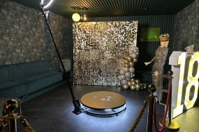 Confetti & Carousel 360 Photo Booth Hire Profile 1