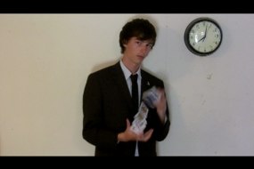 Close up Magician - Kyle Newton