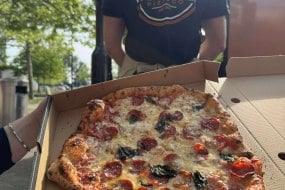 The Flamin Pizza Co Pizza Van Hire Profile 1