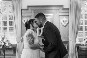Creative Memorias Wedding Photographers Profile 1