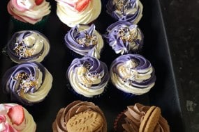 Cafe Bistro Style Cupcake Makers Profile 1