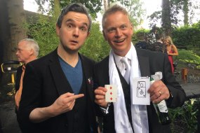 Jono Blythe | Magician Party
Entertainers Profile 1
