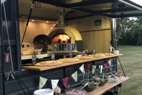The Italian Stallion Pizza Van Hire Profile 1