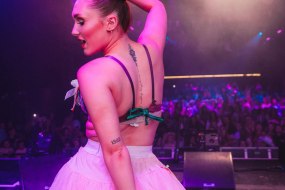 House of Ents Ltd. Dancers Profile 1