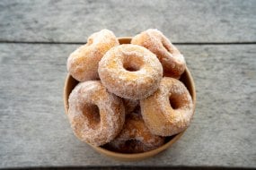 Fluffy Puffin Wedding Doughnuts Profile 1