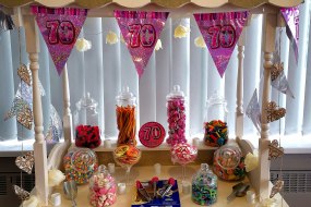 Oodles of Doodles Sweet and Candy Cart Hire Profile 1
