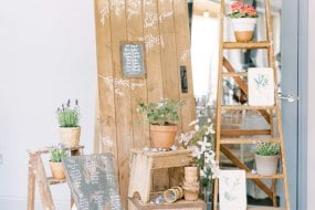 The Vintage House That Could Event
Styling Profile 1