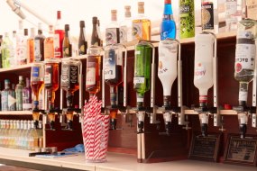 Mobile Bars Sussex Mobile Gin Bar Hire Profile 1