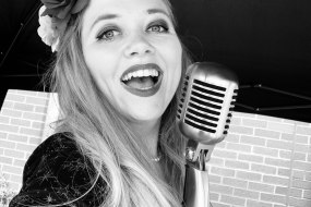Jade Donno Singers Profile 1