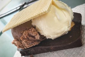 Sophie’s Sweet Treats Ice Cream Van Hire Profile 1
