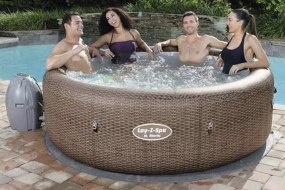 Ultimate Parties and Events Hot Tub Hire Profile 1