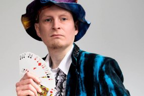 Magic to Entertain You Cabaret Acts Profile 1