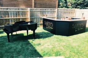 Sandy’s Piano Bar Cocktail Bar Hire Profile 1