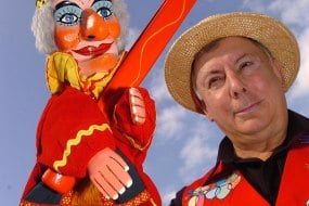 Ronnie Crackers Puppet Shows Profile 1