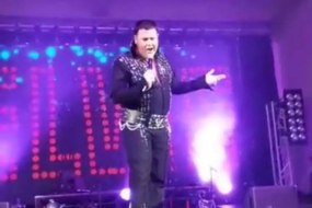 Chris Hudson elvia tribute act