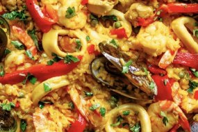 Food Comes First  Paella Catering Profile 1