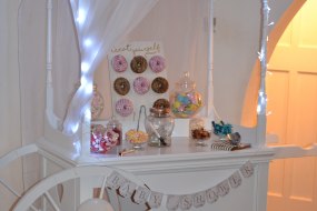 Flower roof, Donut wall, baby shower Cart 