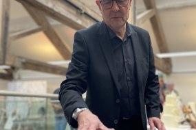 Steve Wilkinson Magician & Mentalist Hire Top-Rated Magicians Near You Profile 1