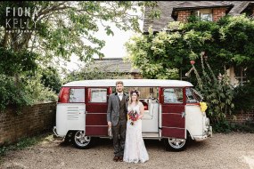 Deluxe wedding cars Party Bus Hire Profile 1