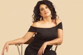 Ana Leon Singer Hire Jazz Singer Profile 1