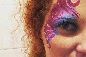 Twinkle and Twist Face Painter Hire Profile 1