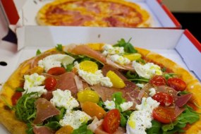 Pizza Wow Mobile Caterers Profile 1