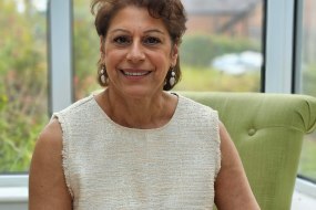 Susheil Simpson Celebrant Services Celebrant
Hire Profile 1