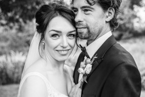 Vicky Lewis Photography Book Your Perfect Wedding Photographer Profile 1