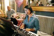Roselle The Piano Girl