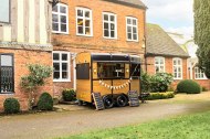 LP Horse Box Bar