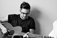 Mike Ritchie Acoustic Singer