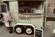 Tipples Horsebox Bar