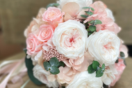 Garden rose bridal bouquet