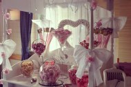 Gorgeous love candy cart