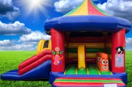 Rockin Ronnies Bouncy Castle & Soft Play Hire