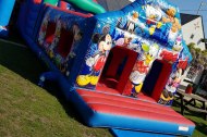 Bouncy bouncy boo castle hire